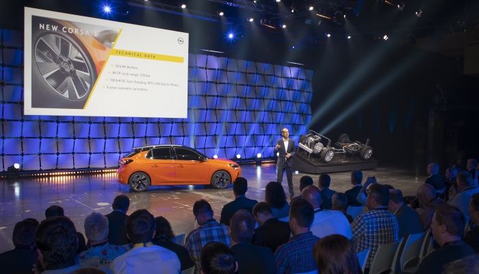 2019 opel goes electric press conference 507093 - “Opel Goes Electric”: CEO Lohscheller Presents New Corsa‑e and Grandland X PHEV